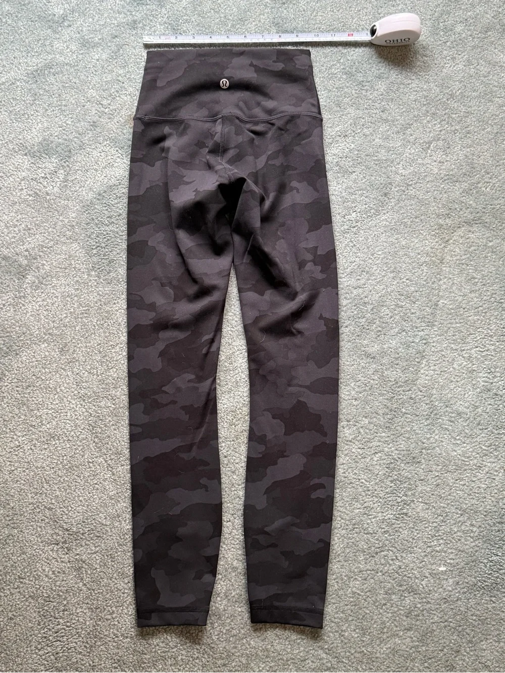 Lululemon Camouflage Leggings XS NWOT